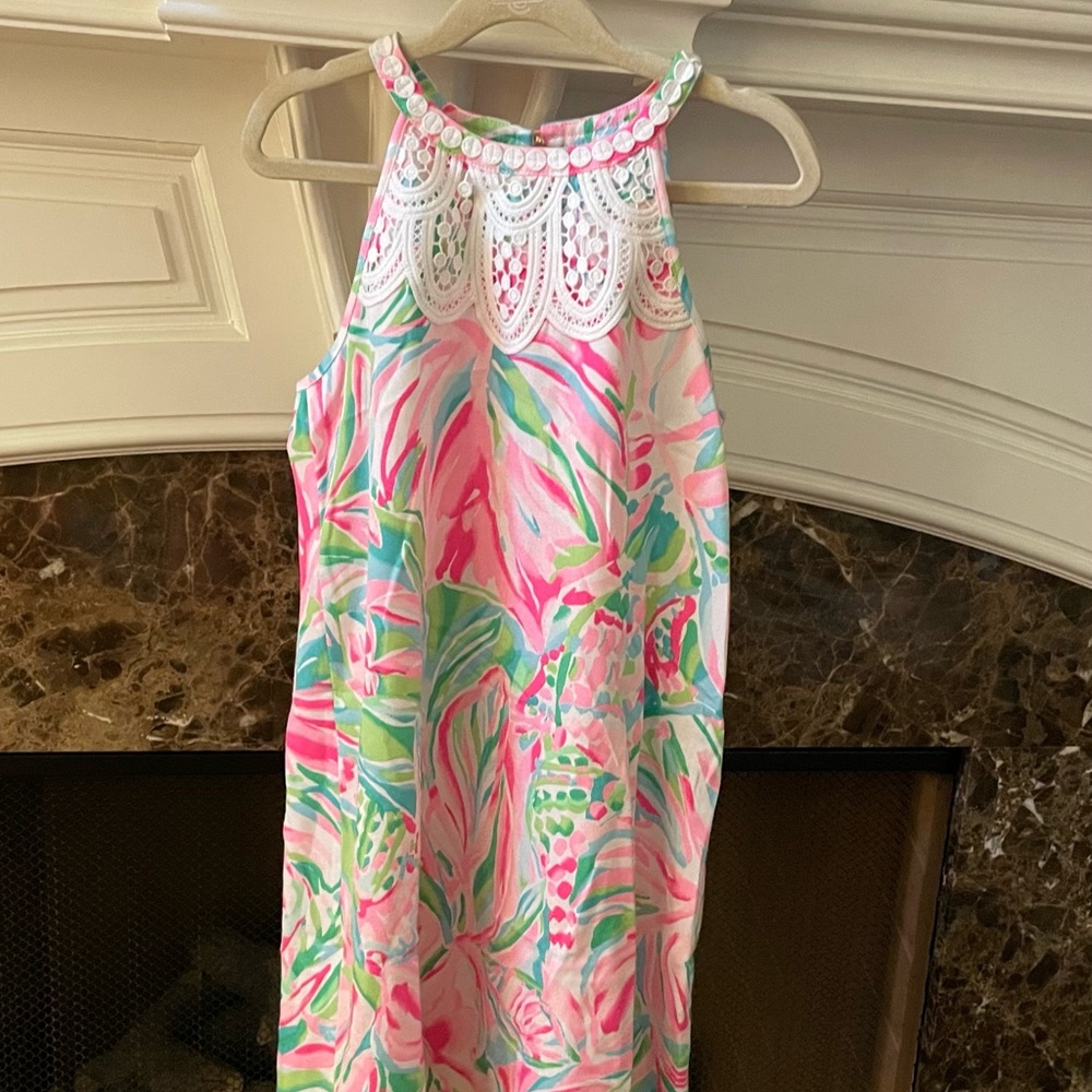Girls Lilly Pulitzer Pearl shift dress size 12. EUC. $27 shipped priority.